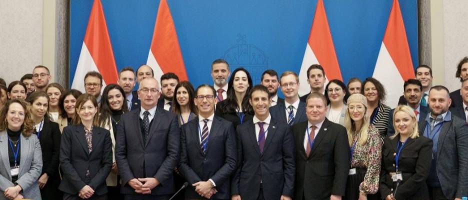 A WJC Diplomatic Corps program résztvevőivel találkozott Sztáray Péter államtitkár